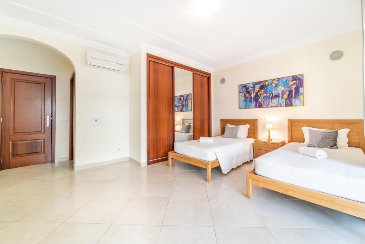 Villa Thetis By Atlantic Places Albufeira Extérieur photo